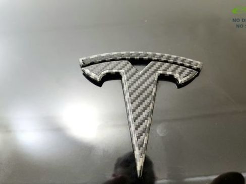 Used 2026 Tesla Model Y 2WD image 31