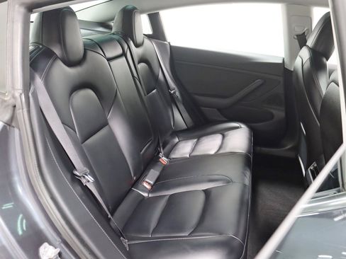 Used 2020 Tesla Model 3 Performance image 28