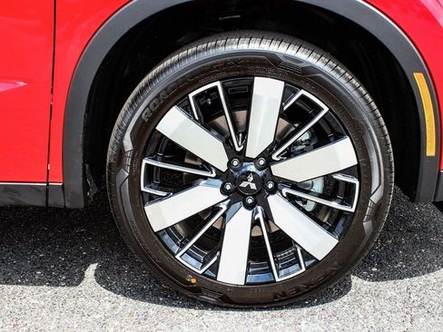 New 2025 Mitsubishi Outlander SE AWD/4WD image 7