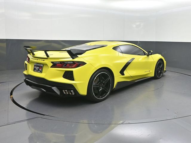 Used 2022 Chevrolet Corvette Stingray Premium Cpe w/ Z51 Performance Package RWD image 29