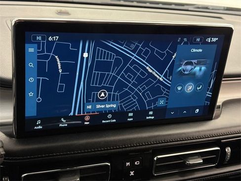 Used 2022 Lincoln Nautilus FWD w/ Premium Package image 25