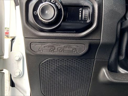 Used 2024 Jeep Wrangler Unlimited Sport AWD/4WD image 47