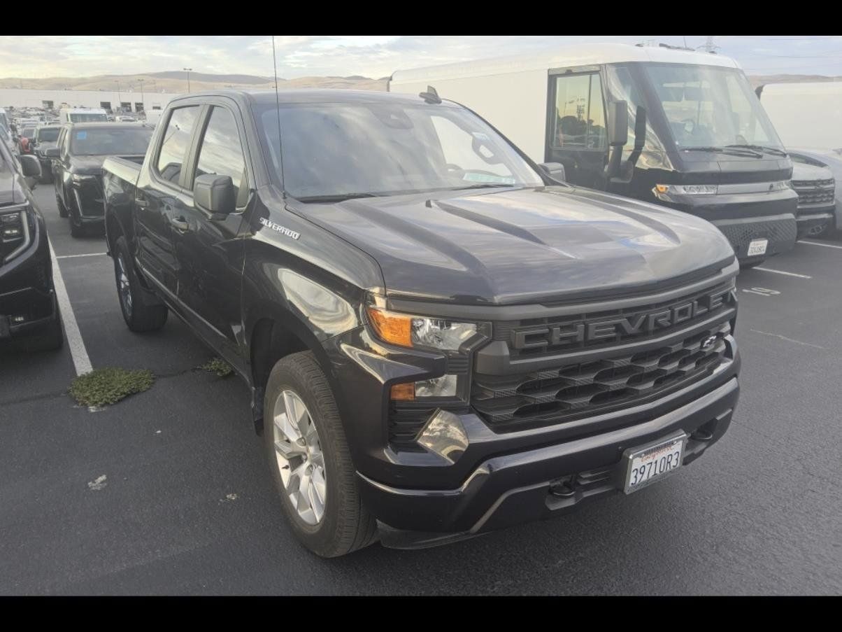 Used 2022 Chevrolet Silverado 1500 Custom RWD image 14