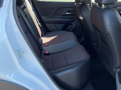 New 2026 Nissan Kicks SR FWD image 23