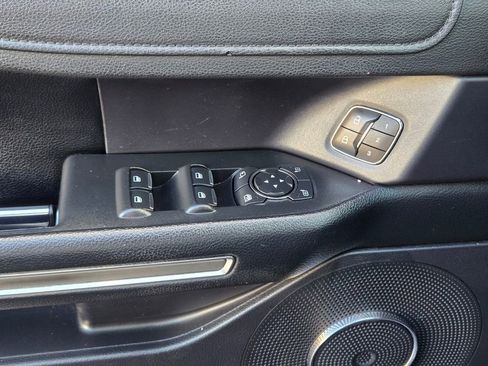 Used 2019 Ford Expedition Max XLT w/ Equipment Group 202A image 29