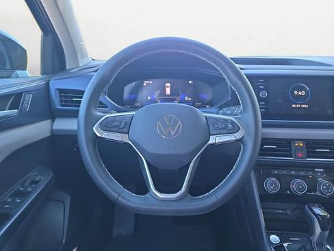 Used 2023 Volkswagen Taos SE AWD/4WD image 12