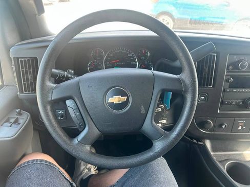 Used 2022 Chevrolet Express 2500 w/ Driver Convenience Package RWD image 13