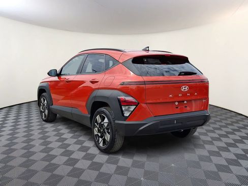 Used 2025 Hyundai Kona SEL AWD/4WD image 7