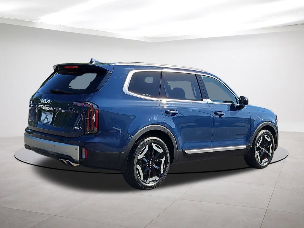 Used 2023 Kia Telluride EX AWD/4WD image 7