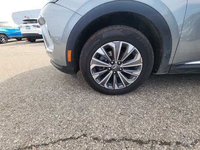 Used 2024 Buick Envision Preferred AWD/4WD image 24