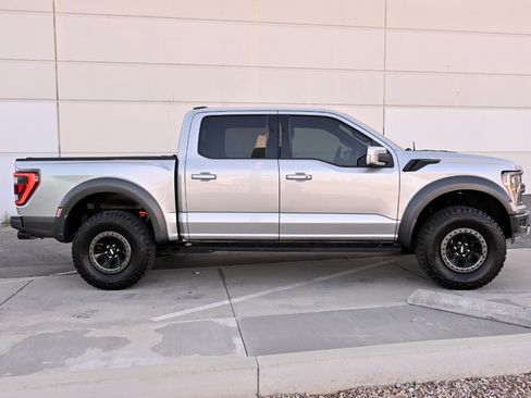 Used 2022 Ford F150 Raptor w/ Equipment Group 801A High AWD/4WD image 8