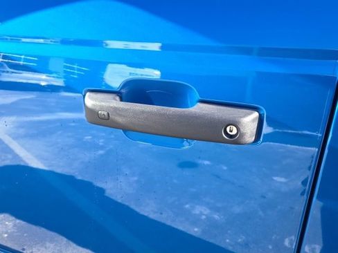 Used 2024 Ford Bronco Big Bend w/ Sasquatch Package image 13