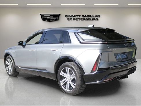 Certified 2024 Cadillac Lyriq Tech w/ Driver Assist Package AWD/4WD image 3