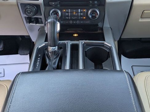 Used 2016 Ford F150 Lariat w/ Equipment Group 502A Luxury image 18