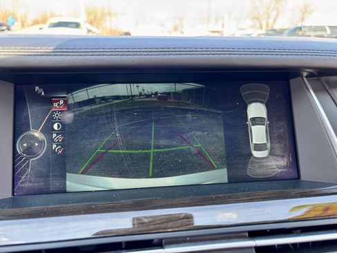 Used 2014 BMW 750i xDrive image 36