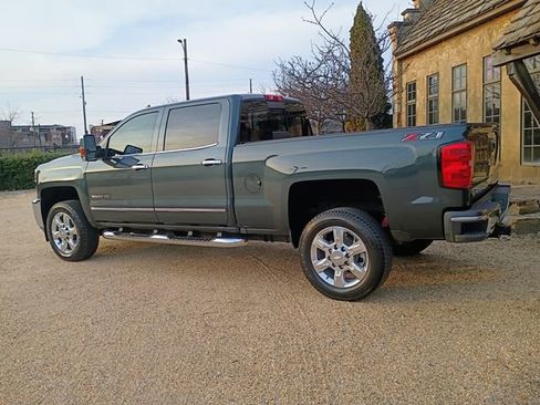 Used 2018 Chevrolet Silverado 2500 LTZ w/ Duramax Plus Package image 13