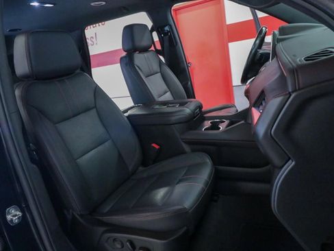 Used 2022 Chevrolet Tahoe RST w/ Luxury Package RWD image 22