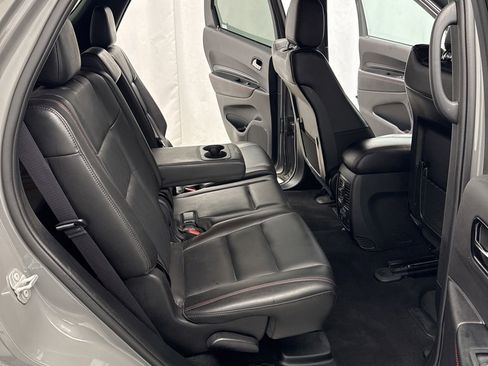 Used 2025 Dodge Durango GT AWD/4WD image 32