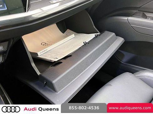 Certified 2022 Audi Q4 e-tron Premium Plus w/ Premium Plus AWD/4WD image 34