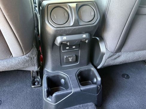 Used 2023 Jeep Wrangler Unlimited Sahara AWD/4WD image 14