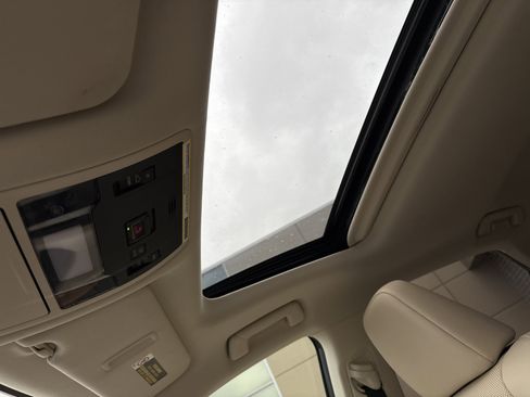 Used 2022 Lexus RX 350 AWD w/ Premium Package image 28