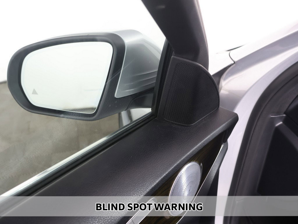 Used 2018 Mercedes-Benz C 300 4MATIC Sedan image 5
