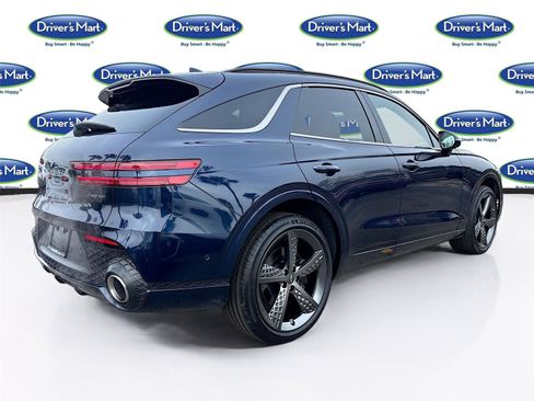 Used 2022 Genesis GV70 3.5T Sport w/ Sport Prestige Package image 8
