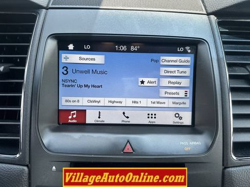 Used 2018 Ford Taurus SEL w/ Equipment Group 201A FWD image 15