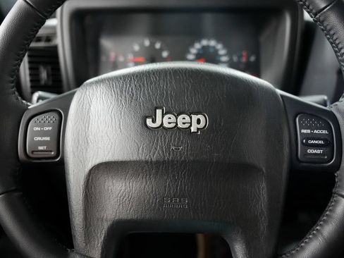 Used 2006 Jeep Wrangler Unlimited AWD/4WD image 14