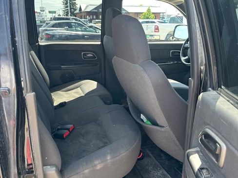 Used 2005 Chevrolet Colorado LS AWD/4WD image 12