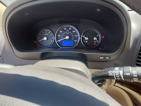 Used 2010 Hyundai Santa Fe GLS w/ Summer Event Pkg 21 AWD/4WD image 12