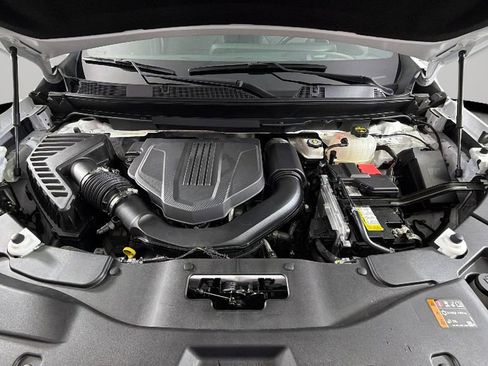 Used 2024 Chevrolet Traverse Z71 AWD/4WD image 40