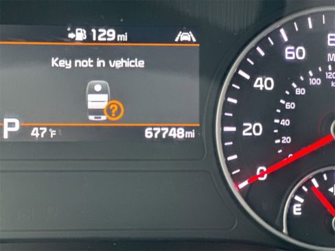 Used 2020 Kia Optima SX image 12