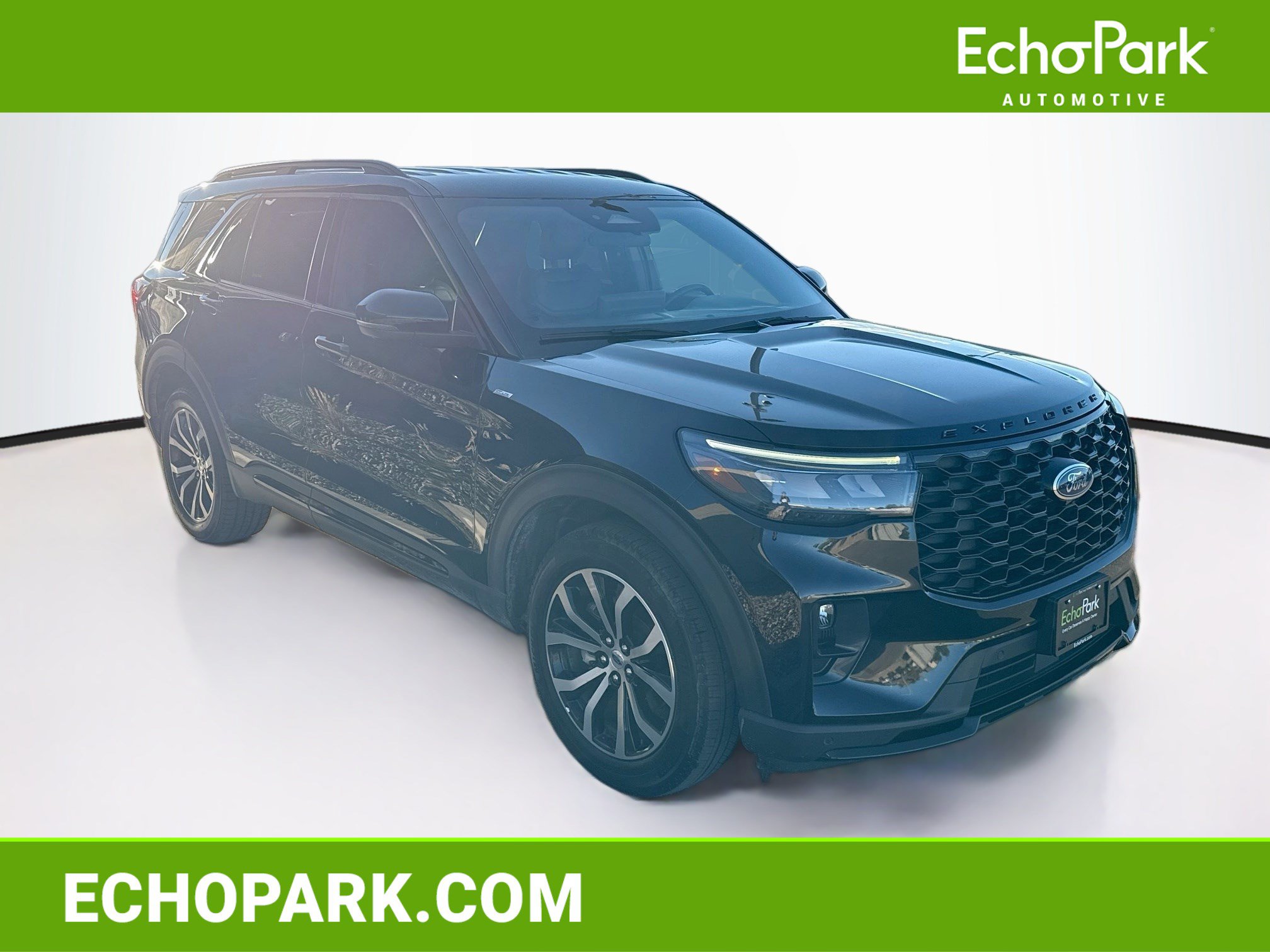 Used 2025 Ford Explorer ST-Line AWD/4WD image 1