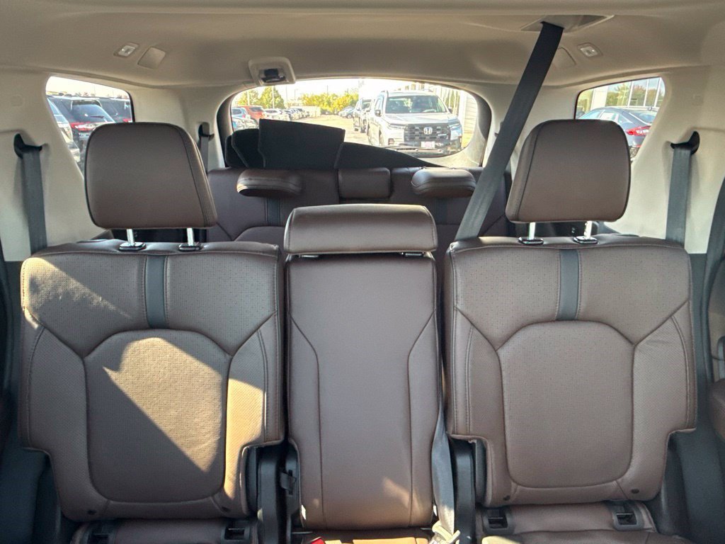 Certified 2025 Honda Pilot Elite image 21