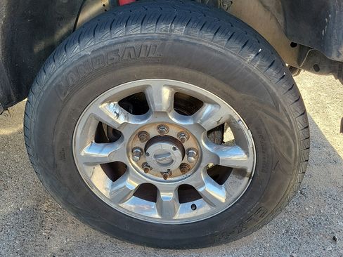 Used 2014 Ford F250 Lariat w/ Lariat Interior Package AWD/4WD image 5