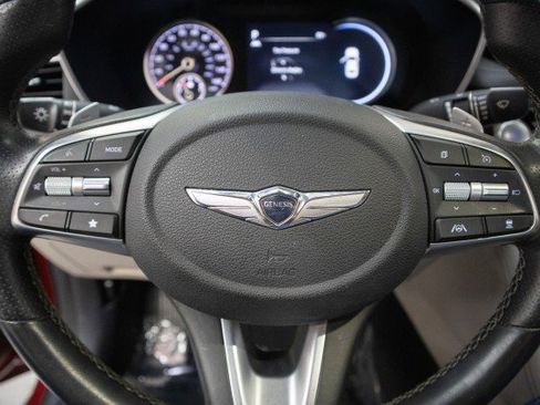 Used 2022 Genesis G70 2.0T image 11