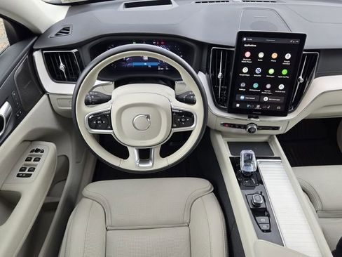 Certified 2026 Volvo XC60 T8 Ultra AWD/4WD image 17