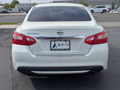 Used 2017 Nissan Altima 2.5 S w/ Power Driver Seat Package FWD image 6