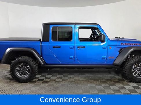 Used 2024 Jeep Gladiator Mojave w/ Technology Group image 10