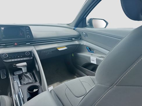 New 2026 Hyundai Elantra Sport FWD image 16