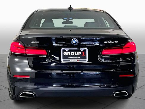 Used 2023 BMW 530e xDrive image 4