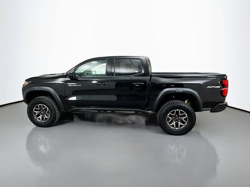 Used 2025 Chevrolet Colorado ZR2 w/ Technology Package image 4