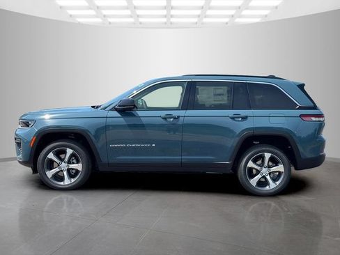 New 2026 Jeep Grand Cherokee Limited AWD/4WD image 4