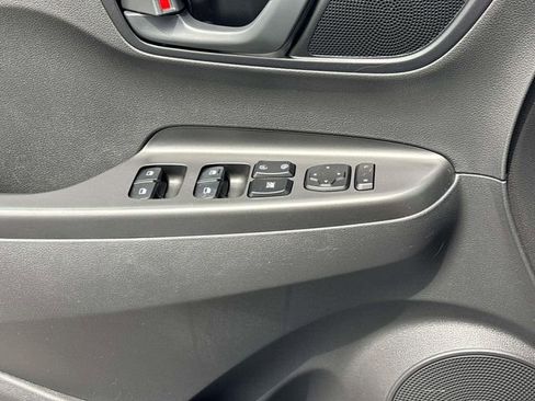 Certified 2023 Hyundai Kona SE AWD/4WD image 17