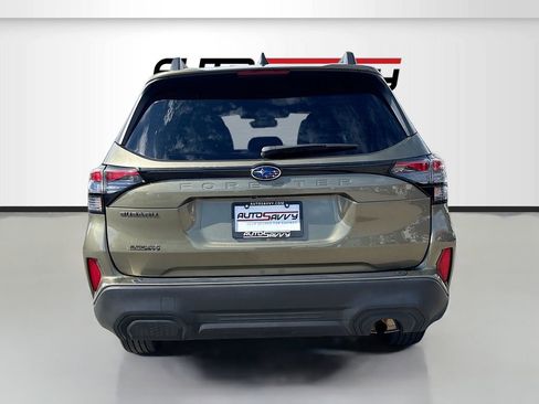 Used 2025 Subaru Forester Premium w/ Convenience Package #1 AWD/4WD image 6