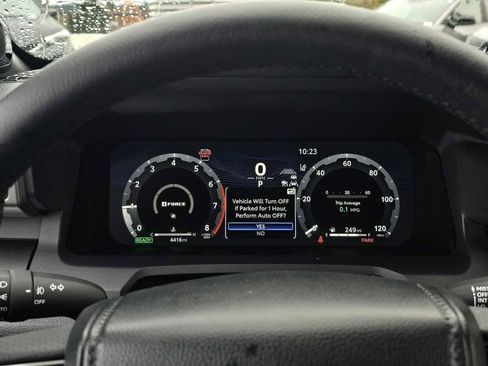 Certified 2025 Toyota 4Runner TRD Off-Road Premium image 27