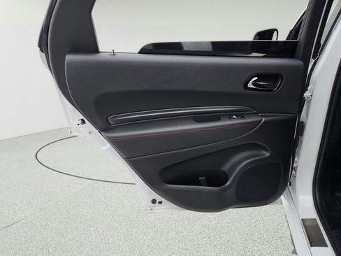 Used 2024 Dodge Durango GT RWD image 28