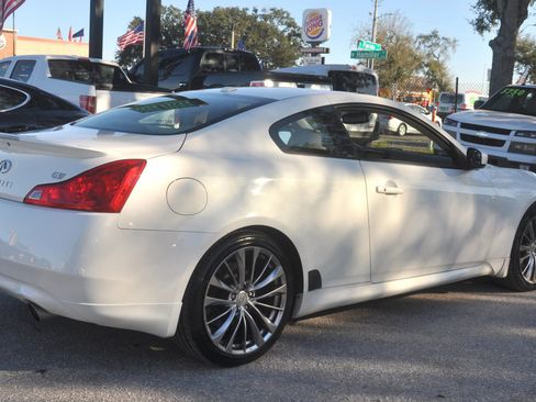Used 2011 INFINITI G37 Journey w/ Premium Pkg image 37