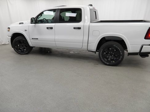 New 2026 RAM 1500 4x4 Crew Cab image 14